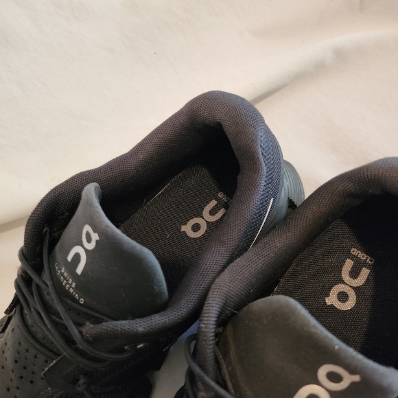 On Cloud 5  Women’s Running Shoe Sz 6.5 - Picture 9 of 16